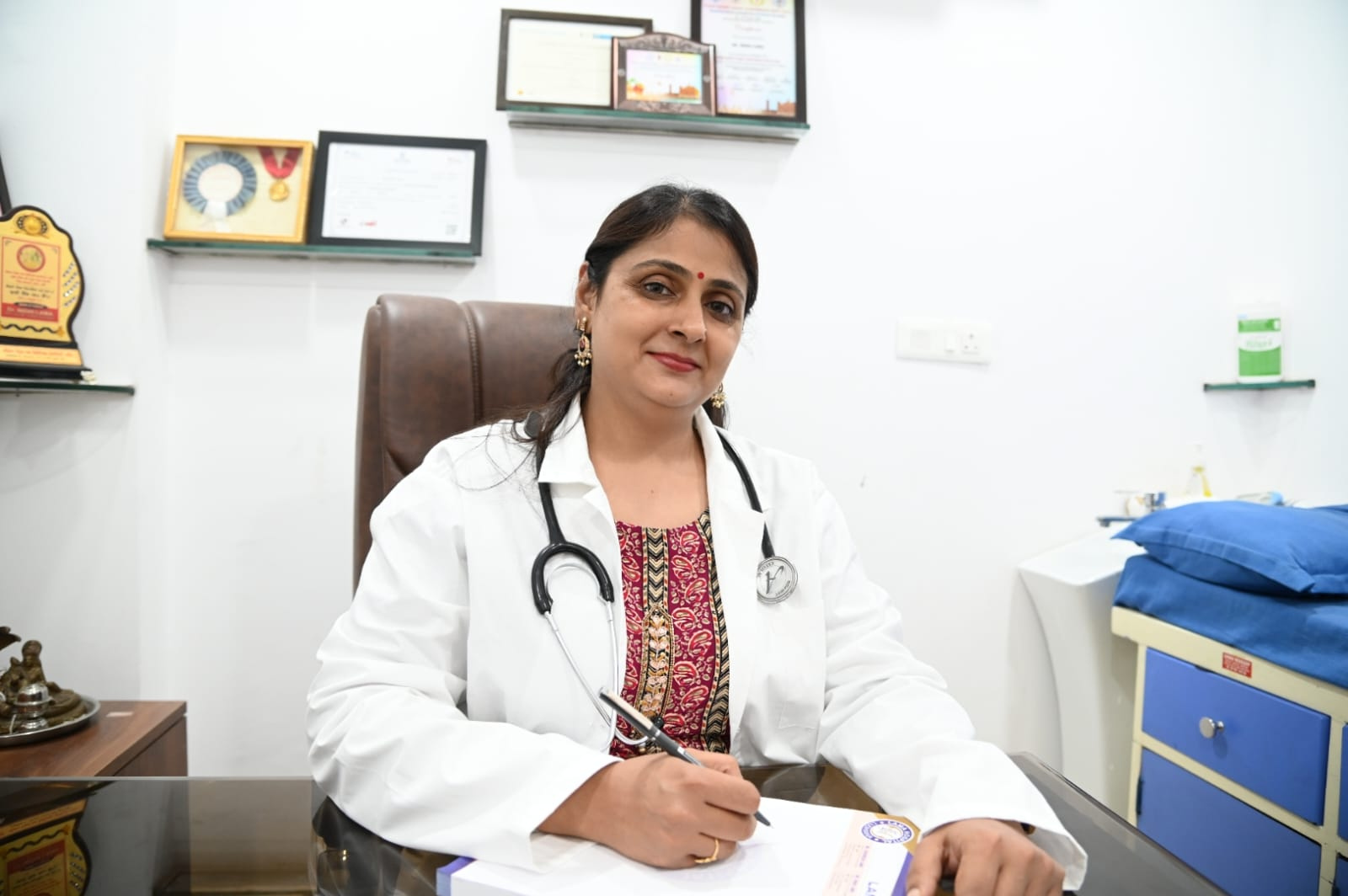 Dr. Nidhi Lama